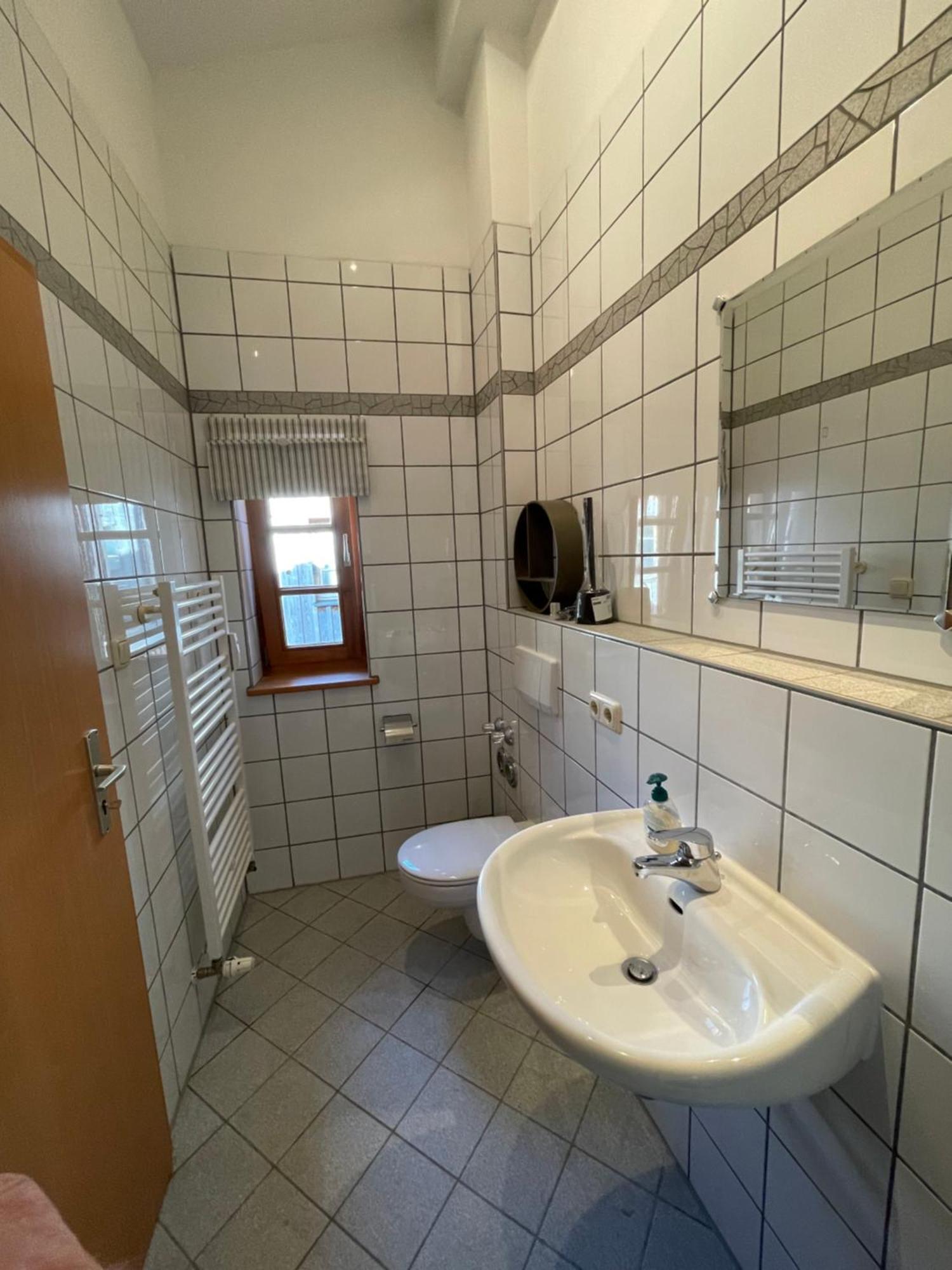 Ferienwohnungen Reschenhof Rosenheim Bilik gambar