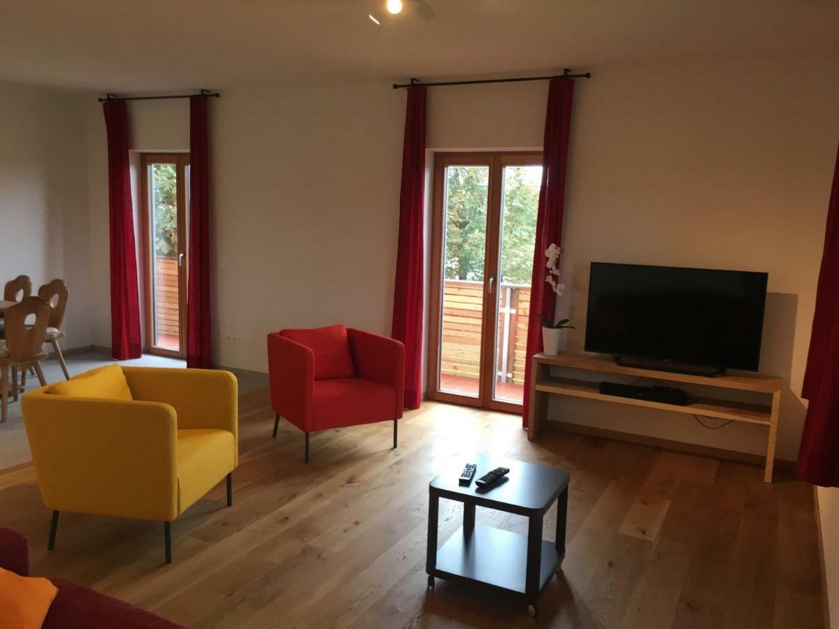 Ferienwohnungen Reschenhof Rosenheim Bilik gambar